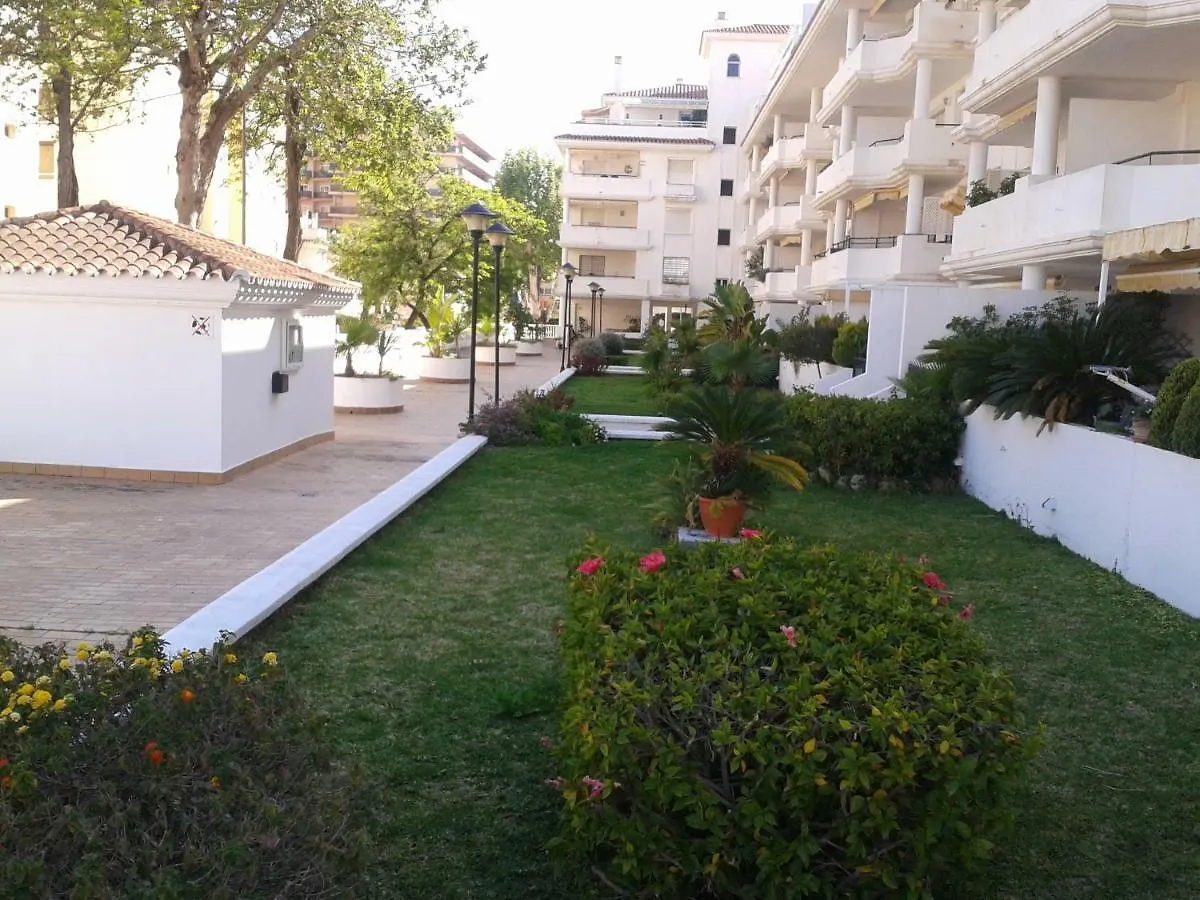 Carihuela Playa Los Nidos 1 Torremolinos 0*,