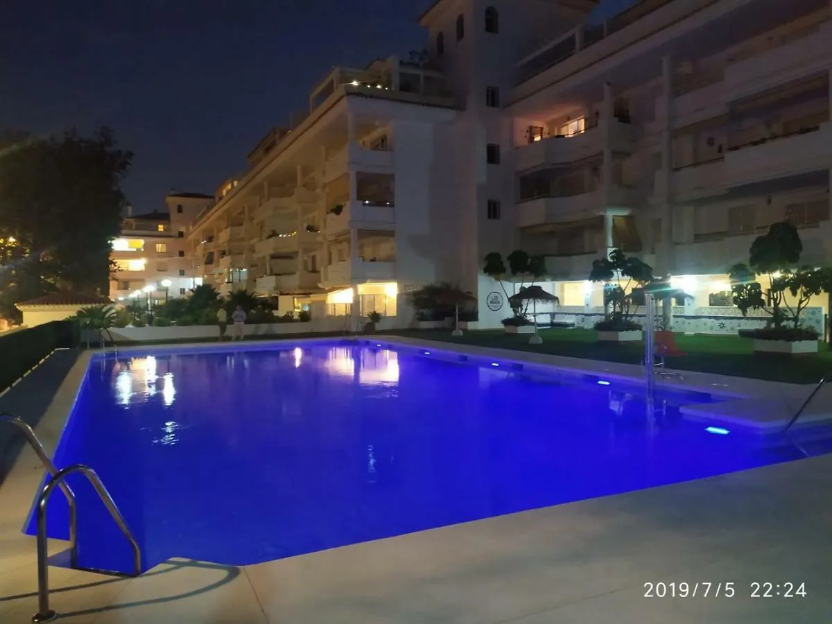 Carihuela Playa Los Nidos 1 Torremolinos